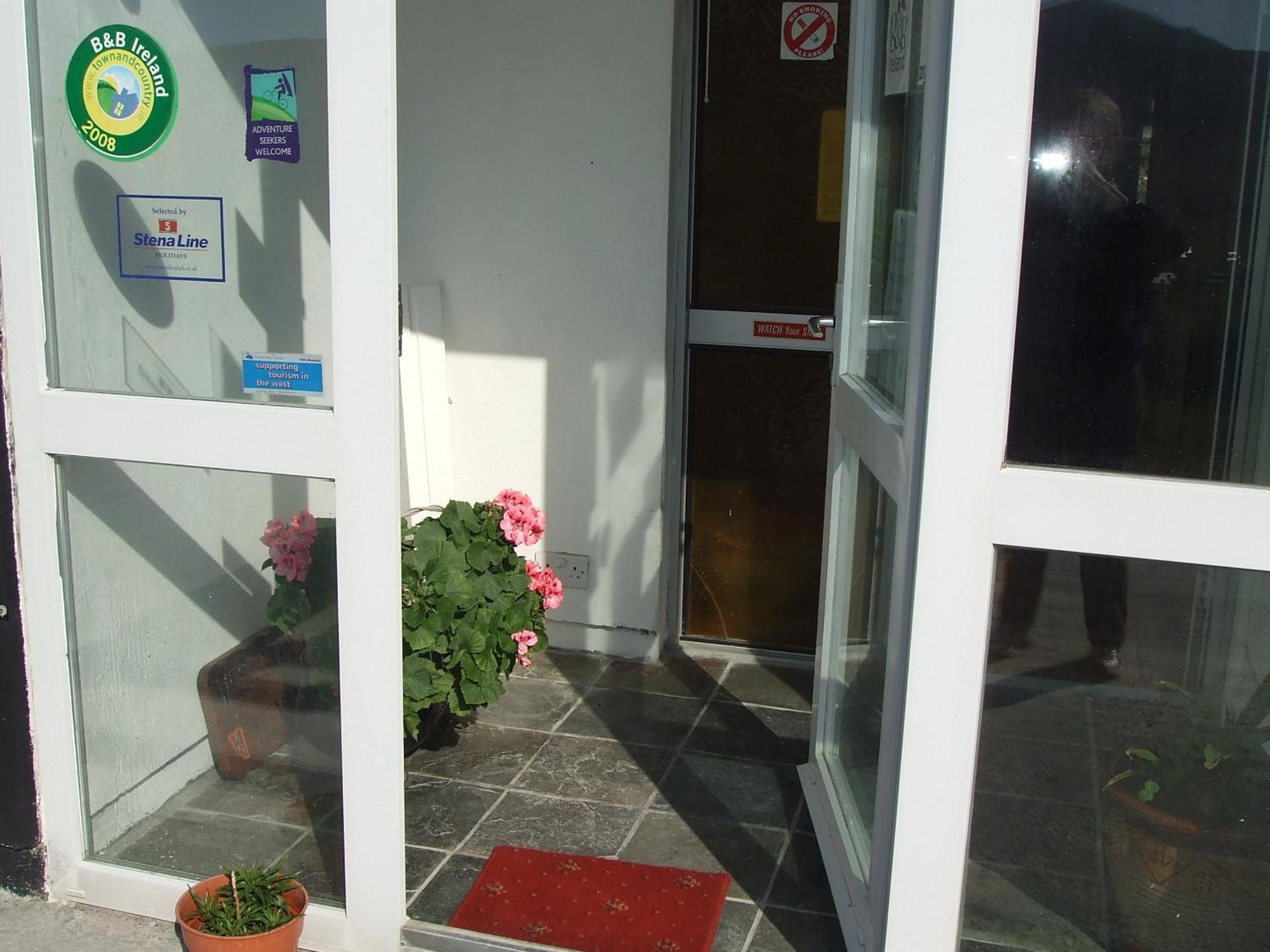 Achill West Coast House Bed & Breakfast Dooagh Exterior photo