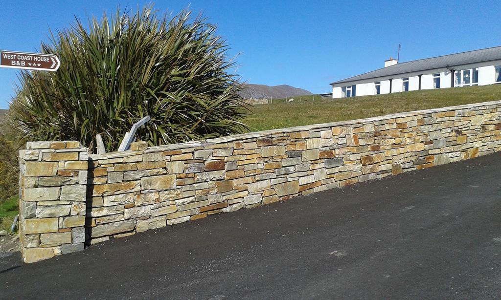 Achill West Coast House Bed & Breakfast Dooagh Exterior photo