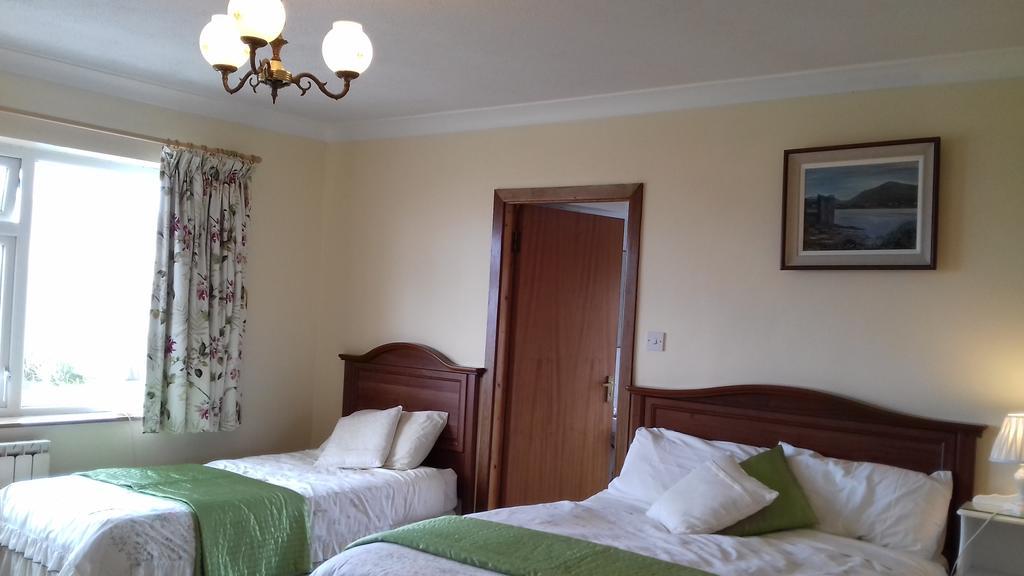 Achill West Coast House Bed & Breakfast Dooagh Exterior photo