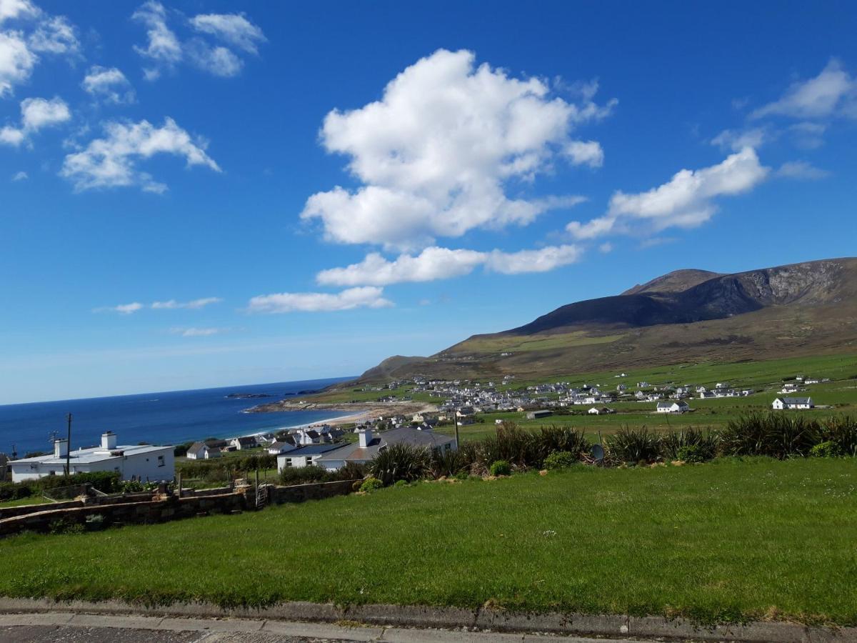 Achill West Coast House Bed & Breakfast Dooagh Exterior photo